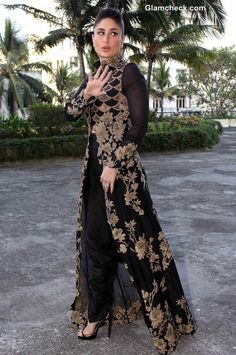 Black And Gold Outfit, Wedding Dressing, Party Wears, Indian Kurti, Dressing Ideas, Anamika Khanna, Bollywood Outfits, Gold Outfit