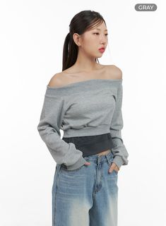 Product Detail Style : Street, Acubi Occasion : Back to school Type : Sweat Print : Solid Material : Cotton, Polyester Sleeve : Long sleeve Neck : Off shoulder Length : Crop Cotton20 Polyester80 Color : Gray, Black Made in Korea Model Size Model is wearing size S/M and the color Gray. Height : 5'5" | 166cm / Top : S / Bottom : S (25 inch) .prddescription table, .prddescription td, .prddescription th { border : 1px solid black; border-collapse : collapse; padding: 10px; } Size(Inch) Size Shoulder Trendy Fitted Cotton Sweatshirt, Sporty Drop Shoulder Tops For College, Casual Tops With Ribbed Cuffs For College, Casual Tops With Ribbed Cuffs For Campus, Fitted Gray Spring Sweatshirt, Sporty Gray Drop Shoulder Top, Fitted Casual Sweatshirt With Ribbed Cuffs, Relaxed Fit Long Sleeve School Top, Fitted Casual Sweatshirt