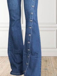 Plain Jeans, Regular Fit Jeans, Cute Pants, Denim Patterns, Flare Leg Jeans, Type Of Pants, Fall Fashion Trends, Casual Denim, Straight Pants