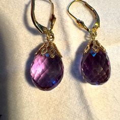 Stunning Pair Of 14kt Yellow Gold, Amethyst Briolette Cut Earrings. Stones Are Clean And Clear As Shown. Dimensions Are In Cms. Stunning On. Substantial But Not Heavy To Wear. Gram Weight Is 5.92 Earrings Stones, Briolette Earrings, Clean And Clear, Cut Earrings, Bead Stringing, Handmade Beads, Earrings Color, Color Purple, Amethyst