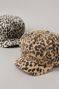 The leopard print newsboy hat, a must-have item for every season and daily! Perfect for everyday wear! Our newsboy hat, with its stylish appearance and comfortable feel, is the perfect item for everyone. ** ⭐ Detail & Features ⭐ ** Made from 100% Cotton Flexible and crushable material, easy to pack Leopard pattern Elastic back Suitable for men and women Size guide: Available in One Size Only Fits Most Head Circumstance: 22 - 23 1/4 inches (56-58cm) with an elastic back that stretches to fit. News Boy Cap, Cabby Hat, Leopard Hat, Baker Boy Hat, Denim Bucket Hat, Newsboy Hat, Baker Boy, Cotton Hat, News Boy Hat