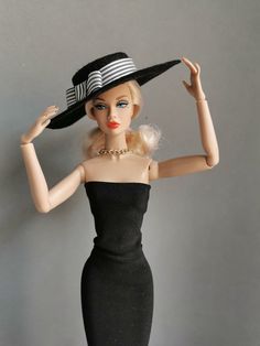 https://www.etsy.com/shop/TinyGraceES Luxury Wide Brim Mini Hat For Events, Chic Party Fedora Straw Hat, Chic Fedora Straw Hat For Party, Chic Curved Brim Straw Hat For Party, Chic Fitted Cloche Boater Hat, Classic Evening Mini Hat For Summer, Chic Fedora Mini Hat For Kentucky Derby, Chic Fedora For Kentucky Derby, Classic Wide Brim Straw Hat For Party