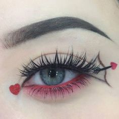 Makeup Zombie, Halloween Make-up Looks, Make Up Designs, Valentines Day Makeup, Valentines Makeup, Eye Makeup Designs, Makijaż Smokey Eye, Makeup Eye Looks, Creative Eye Makeup