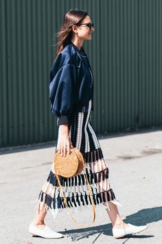 Looking to revamp your favorite warm-weather pieces for winter? Here, we show the best jackets to wear with dresses. The best part? They're all under $100. Jackets To Wear With Dresses, Dress Up Jeans, Metallic Jacket, Blouson Dress, Jacket Outfit, Looks Street Style, Inspiration Mode, Fashion 2017