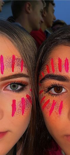 Pink Football Game, School Spirit Face Paint, Football Face Paint, Football Makeup, Spirit Posters, Spirit Day Ideas, Carnaval Make-up