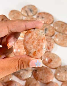 Sunstone is a stone of prosperity & good luck. It resonates directly with the solar plexus and sacral chakras, helping you align the two chakras while simultaneously energizing all the chakras. Sunstone instills good nature, heightens intuition, and allows the authentic self to shine happily. Working with Sunstone will bring one prosperity through work ethic. Sunstone dissipates fearfulness and alleviates stress while increasing self-worth and confidence.  👉 DISCLAIMER (please read) ▪️The listing is for (1) ONE Sunstone worry stone ranging from 1.25-1.75 inches ▪️ Crystals may but are not limited to natural pitting, fracture lines, dents & inclusions. These stock photos are shown as an illustration to demonstrate variation in appearance. Every stone is unique. Shapes, colors, and patterns Spiritual Tumbled Gemstones, Healing Sunstone Gemstone Beads Jewelry, Large Healing Gemstones, Healing Large Round Gemstones, Les Chakras, Work Ethic, Authentic Self, Worry Stones, Self Worth