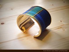 oooooo Width of the Cuff Bracelet of your choice: - 2.6 cm - 3.4cm - 4.7cm - 2 inches Ethnic cuff bracelet 'Madras Color' in Madras fabrics Cuff bracelet in traditional Madras fabrics from the West Indies -in blue-green, yellow tones Ethnic Style - traditional ethnic patterns - madras - Fabrics from Martinique Gold metal bracelet Madras jewelry © La Touch'Turkoiz -------------------------------------------------------------------------------- * * * Packaging and shipping: You will receive your o Fabric Cuff Bracelet, Metal Bracelet, Fabric Cuff, Cuff Bangle Bracelet, Beautiful Wallpapers Backgrounds, Traditional Fabric, Ethnic Patterns, Yellow Tones, West Indies