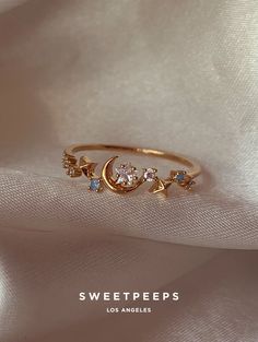 Every Day Rings, Good Rings, Stylish Jewelry Accessories, Cute Promise Rings, Jewlery Rings, Ethereal Jewelry, Crescent Ring, Good American Jeans, Preppy Jewelry