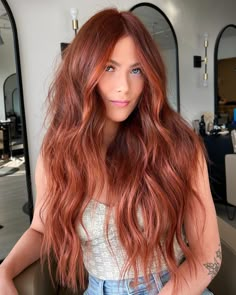 Dark Red Hair Color Ideas, Auburn Red Hair, Pale Skin Hair Color, Red Hair Color Ideas, Dark Red Hair Color, Red Hair Looks, Hair Pale Skin, Natural Red Hair, Red Hair Inspo