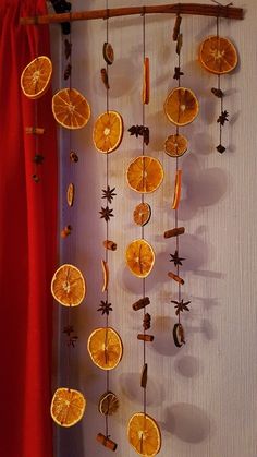 Simple Nature Bedroom Ideas, Natural Fall Decorations Diy, Diy Fall Nature Crafts, Halloween Natural Decorations, Fall Witchy Crafts, Diy Fall Mushroom Decor, Autumn Aesthetic Decor Diy, Fall Witch Decor, Fall Witch Crafts