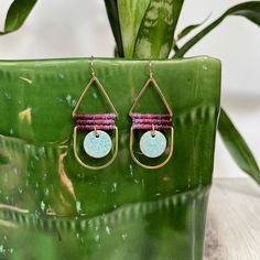 Macrame and enamel earrings in purple and aqua. Adjustable Enamel Earrings With Ear Wire, Micro Macrame Earrings, Jewelry Words, Macrame Earrings, Micro Macrame, Enamel Earrings, Knitting Accessories, Sangria, Matilda