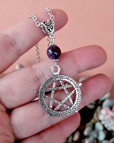 Pentacle Symbol, witches necklace! This necklace is 50 cm lenght. You can choose the crystal charm: -Amethyst -Black Onys -Opal Free standard shipping Intagram: @papercatlab Facebook: https://www.facebook.com/papercatlab/ Website: www.chiaratorsi.com Gothic Amethyst Necklace Gift, Mystical Necklace For Halloween Gift, Gothic Gemstone Necklace For Gift, Gothic Dangle Necklaces As Gifts, Mystical Halloween Necklace Gift, Gothic Dangle Necklaces For Gifts, Gothic Dangle Necklace For Gift, Gothic Purple Necklace For Halloween, Spiritual Necklaces For Halloween Gift