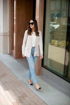 Linen Blazer Outfit Women, Linen Blazer Outfit, Spring Office Outfits, Pijamas Women, Spring Blazer, Blazer Outfits For Women, 2024 Outfits, Office Wear Women, Clothing Staples