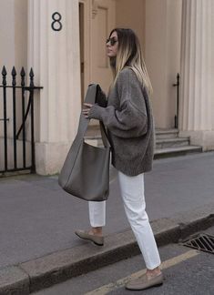 Straight Jeans Outfit, Chic Style Inspiration, Straight Leg Jeans Outfits, Cute Thanksgiving Outfits, Thanksgiving Outfit Women, Thanksgiving Outfit Ideas, What To Wear Fall, White Jeans Outfit