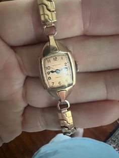 Very Rare Vintage Waltham Premier Ladies Watch Gold Tone Blue Hand Women's this watch will need a service everything is clean sold as is Blue Hand, Ladies Watch, Wrist Watches, Gold Watch, Very Rare, Womens Watches, Wrist Watch, Aura, Jewelry Watches