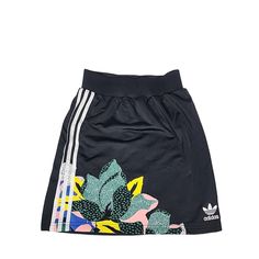 Womens Adidas Originals Floral Print Skirt Size Xs Black. Condition Is New With Tags. Shipped With Usps Ground Advantage. Black Stretch Skirt For Streetwear, Black Streetwear Mini Skirt For Spring, Black Mini Skirt For Spring Streetwear, Black Summer Streetwear Skirt, Black Skirt For Summer Streetwear, Summer Streetwear Stretch Skirt, Stretch Skirt For Summer Streetwear, Fitted Black Skirt With Graphic Print, Spring Graphic Print Skirt