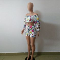 Pattern: digital printing Style: pants suit Top style: pile of sleeves and short tops Jacket sleeve length: long sleeve Pants style: shorts Color : Multicolor Size: S, M, L, XL Floral Two Piece, Fun Heels, Leggings Hoodie, Style Shorts, Pants Style, Pants Suit, Style Pants, Floral Print Shorts, Short Jumpsuit