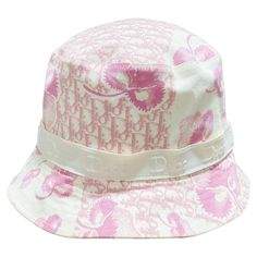 Flowers Bucket, Dior Bucket Hat, Flower Bucket Hat, Pink Dior, White Bucket Hat, Dior Hat, Couple Bands, Baby Dior, Flower Bottle