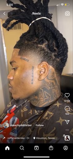 Fade Dreads Men, Dread Tattoo Design, Dreads With Shaved Sides Men, Haircut For Men With Dreads, Haircuts For Dreads, Taper Fade Haircut Dreads, Temp Fade Locs, Quick Dread Styles Men, High Top Dreads Men Fade Haircut