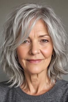 26 Hairstyles for Over 70 Year Old Women 2024 - Fashion Trend Hacks 70 Year Old Women, Stacked Bobs, Grey Hair Inspiration, Stacked Bob Haircut, Short Shag, Chin Length Bob, Grey Hair, Bobs Haircuts, Fashion Trend