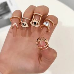 Ring on Fingernail Nail Rings, Channel Set Rings, Geometric Nail, Nail Ring, Wedding Party Jewelry, Crystal Nails, Rings Jewelry Fashion, Sell Gold