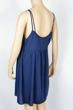 Great Pre-owned Condition Size: 6 Color: Navy Blue Empire Waist Relaxed Fit 100% Viscose Navy Blue Mini Dress, Blue Mini Dress, Empire Waist, Cold Shoulder Dress, Navy Blue, Relaxed Fit, Size 6, Mini Dress, Navy