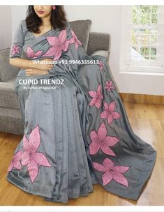 Sari Painting, Saree Painting Designs, Banaras Sarees, Saree Painting, Attractive Dresses, Indian Outfits Lehenga, Blouse Design Images, Saree Design, Border Embroidery Designs