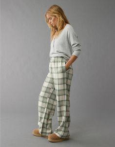 AE Flannel PJ Pant Flannel Pj Pants, American Eagle Flannel, Pj Pant, Christmas Pajama Pants, White Jeans Men, Womens Pjs, Athletic Fit Jeans, Flannel Pajama Pants, Graphic Tee Dress