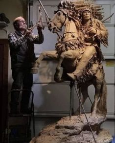 Wood Carving Art Sculpture, Anatomy Sculpture, Native American Warrior, Art Studio Design, Western Artist, Figurative Artwork, Charcoal Drawings, Cowboy Art, Carving Art