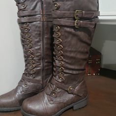 Nwot New Without Tags. Cambridge Select Women's Lace-Up Buckle Knee High Combat Boot, Size 6.5m. Dark Brown With A Side Zipper. Great Boots For The Fall And Winter Season! Knee High Lace Up Boots, Knee High Combat Boots, Marc Fisher Boots, Steampunk Boots, Leather Motorcycle Boots, Fashion Jackson, Combat Boot, Military Boots, Pretty Clothes