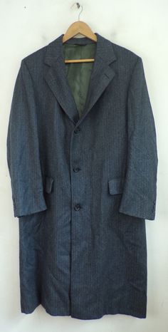 "-Description- >Cricketeer men's gray tweed long coat >three button front >three buttons on the cuffs >flap close pockets on the front >lined >vent in the back >size medium >wool >such a nice coat! >condition: excellent >color(s): gray >fabric(s): wool >brand: cricketeer >care: dry clean -Measurements- >size: medium ✩ all measurements are taken with the item laying flat & some sizes are estimates so please check measurements ✩ chest: 26\" / 66cm l Vintage Gray Wool Outerwear, Gray Single Breasted Vintage Outerwear, Gray Single-breasted Vintage Outerwear, Gray Vintage Single-breasted Outerwear, Vintage Gray Single-breasted Outerwear, Grey Sport Coat, Tweed Overcoat, Wool Winter Coat, Tan Blazer