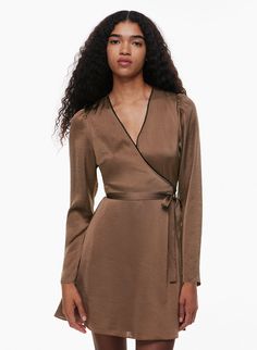 Aritzia Leather Dress, Brown Aritzia Dress, Aritzia Wilfred Cove Dress, Wilfred Daydreamer Mini Dress, Dresses Aritzia, Shoulder Pad Dress, Terry Cloth Dress, Wrap Mini Dress, Bandage Dress Bodycon