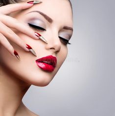 Beauty Model Girl stock image Silver Smokey Eye, Red Lip Makeup, Lip Beauty, Red And Silver, Beauty Parlor, Trendy Makeup, Beautiful Lips, Glossy Lips, 인물 사진