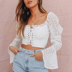 Cotton eyelet white lace up crop top puff sleeve blouse Top Puff Sleeve, White Long Sleeve Crop Top, Lace Up Crop Top, Crop Top Long Sleeve, Crop Top With Jeans, Crop Top Long, Maxi Dresses Fall, White Lace Top, Long Crop Top