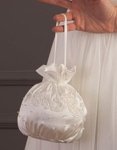 Lace Embroidered Off-White Color Bridal Jewelry Pouch Money Bag for Your Ceremonies and Special Occasions: ✦ This handcrafted item is made of taffeta fabric, which is even better quality than satin, with lace embroidered and detailed with tiny crystal stones. ✦ Made in such dimensions and durability that the bride can easily put all kinds of personal belongings at the wedding, and the opening can be used in needed sizes by tightening it with a ribbon. ✦ The purse is 30 cm deep and 22 cm wide. No Money Purse, Crystal Lace, Bridal Handbags, Bridal Purse, Women Crafts, Bridal Hat, Bridal Bag, Organza Flowers, Bridal Gloves