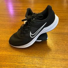 Nike Women’s Downshifter Sz 8 Black With White Detailing. Nwob Never Worn Perfect Condition Blue Basketball Shoes, Nike Air Max 2090, Nike Air Max 98, Nike Neon, Rare Nikes, Lacing Shoes For Running, Nike Tennis, Nike Tennis Shoes, Nike Air Max Thea