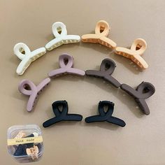 Describe: Product name: small grip clip side Color as shown in the picture Material: plastic Size: 1.8 cm / 0.7 inches, 2.5 cm / 0.98 inches, 3 cm / 1.18 inches Random colors, you can always change the color to match. These small grab clips are small in design, suitable for holding bangs, broken hair and side, do not take up too much space, cute and practical. Not only are they practical little clips, they are also some decorations that can to embellish hair braids and hair. Forehead bangs: Clip Forehead Bangs, Braid Clips, Small Braids, Hair Claws, Body Chain Jewelry, Hair Claws & Clips, Makeup Palette, Barrette Clip, Claw Clip