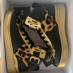 Brand New Cool Bedrooms For Boys, Moschino Shoes, Cute Shoes, Womens Shoes Sneakers, Moschino, High Top, Limited Time, Top Sneakers, High Top Sneakers