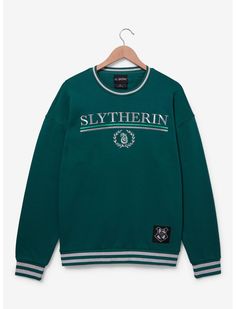 Harry Potter Slytherin, Slytherin House, Harry Potter Outfits, Harry Potter Gifts, Common Room, A Snake, The Common, House Colors, Hogwarts