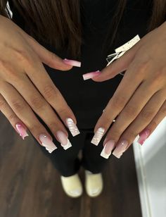 Square Nails For Winter, Square Nails Baddie, Nail Square Designs, Square Nails With Rhinestones, Nails Simple Elegant, Nails Now, Pointed Nails, Classy Acrylic Nails