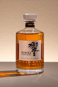 Hibiki Harmony Bottle Japanese Seasons, Japanese Spirits, Luxury Drinks, Label Illustration, Suntory Whisky, Turkish Baths, Candied Orange Peel