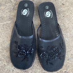 Vintage Chinese Slippers From The 2000’s Sz 9 Never Worn Asian Slippers, Vintage House Slippers, Chinese Slippers, Cheap Black Slip-resistant Slippers, Black Synthetic Slip-on Slippers, 2000s Fashion Outfits, Style Crush, 2000s Fashion, Vintage Shoes