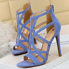 Flock Heels Peep Toe Sandals | Uniqistic.com Chic High Heels, Gladiator Sandals Heels, High Heel Stiefel, Dr Shoes, Roman Style, Roman Sandals, Gladiator Heels, Roman Fashion, Peep Toe Sandals