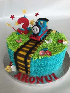 Thomas Train Cake Ideas, Thomas Engine Cake, Birthday Cake Thomas The Train, Thomas The Tank Engine Cake Buttercream, Train Bday Cake, Thomas The Train Smash Cake, Thomas The Tank Engine Birthday Party, Titipo Train Cake, Thomas Tank Engine Party