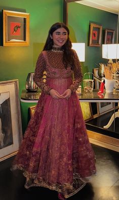 Indian Reception Outfit Guest, Desi Wedding Guest Outfit, Desi Wedding Guest, Indian Reception Outfit, Casual Bridal Dress, Desi Fits, Outfit Modest, Casual Suits, Outfits Wedding