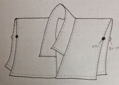 a drawing of a pair of pants with buttons on the front and back, showing how to sew