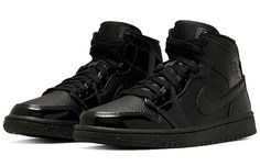 Womens WMNS Air Jordan 1 Mid Black BQ6472-003 Jordan 1s Black, Tenis Nike Jordan, Air Jordan 1 Mid Black, Wmns Air Jordan 1, Vapour Max Nike, Jordan 1 Black, Black Jordans, Kicks Shoes, Jordan Retro 1