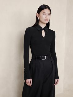 Jennie Ribbed Keyhole Polo | Banana Republic Black Blouse Outfit, Goth Outfit Ideas, Business Professional Outfits, 2024 Outfits, Style Mistakes, Edgy Outfits, Polo Collar, Hip Length, Womens Clothing Tops