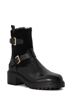 Refresh your everyday edit with our timeless Perform biker boots. Crafted from the finest material, this round-toed silhouette features metal side buckles and is lined with fluffy faux fur to keep you warm when facing the elements. Set on a block heel for ease of wear, cleated sole and back-pull-on tab for added convenience, this long-standing favourite is certain to become the foundation of your casual styling. Leather Biker Boots, Oasis Fashion, Dune London, Biker Boots, Fashion Face, Boot Shoes Women, Block Heels, Faux Fur, Fashion Beauty