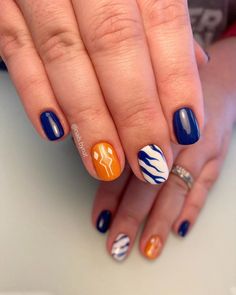 Ashoka Star Wars, Star Wars Nails, Disney Nail Designs, Clone Wars Ahsoka, Disney Nail, Nail Blue, Nail Art Disney, Nail Art Designs Videos, Disney Nails